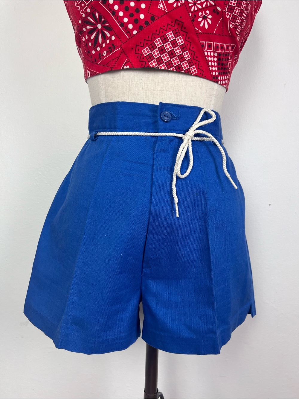 DEADSTOCK JCPenney Fashions 60s Vintage High-Waist Blue Women's Short Shorts 27w
